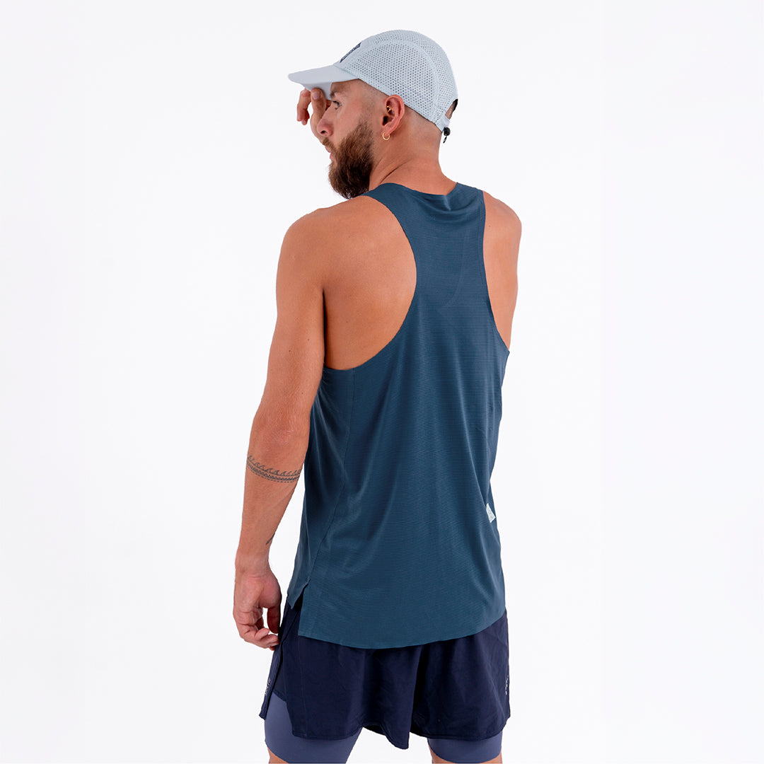 CAMISETA RUNNING MANGA SISA LEVIT AZUL OSCURO PARA HOMBRE