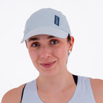 GORRA RUNNING KOOLER AZUL CLARO UNISEX