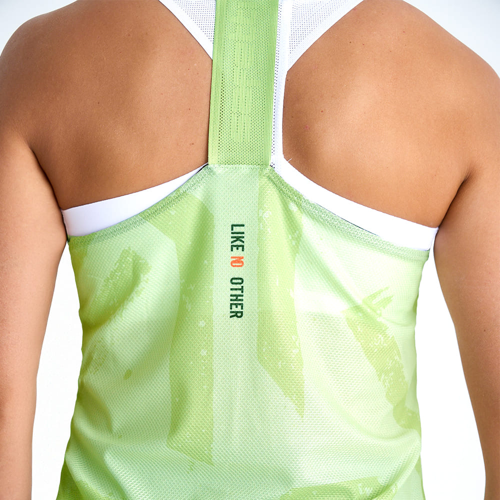 CAMISETA RUNNING MANGA SISA ENGRAVED YELLOW PARA MUJER