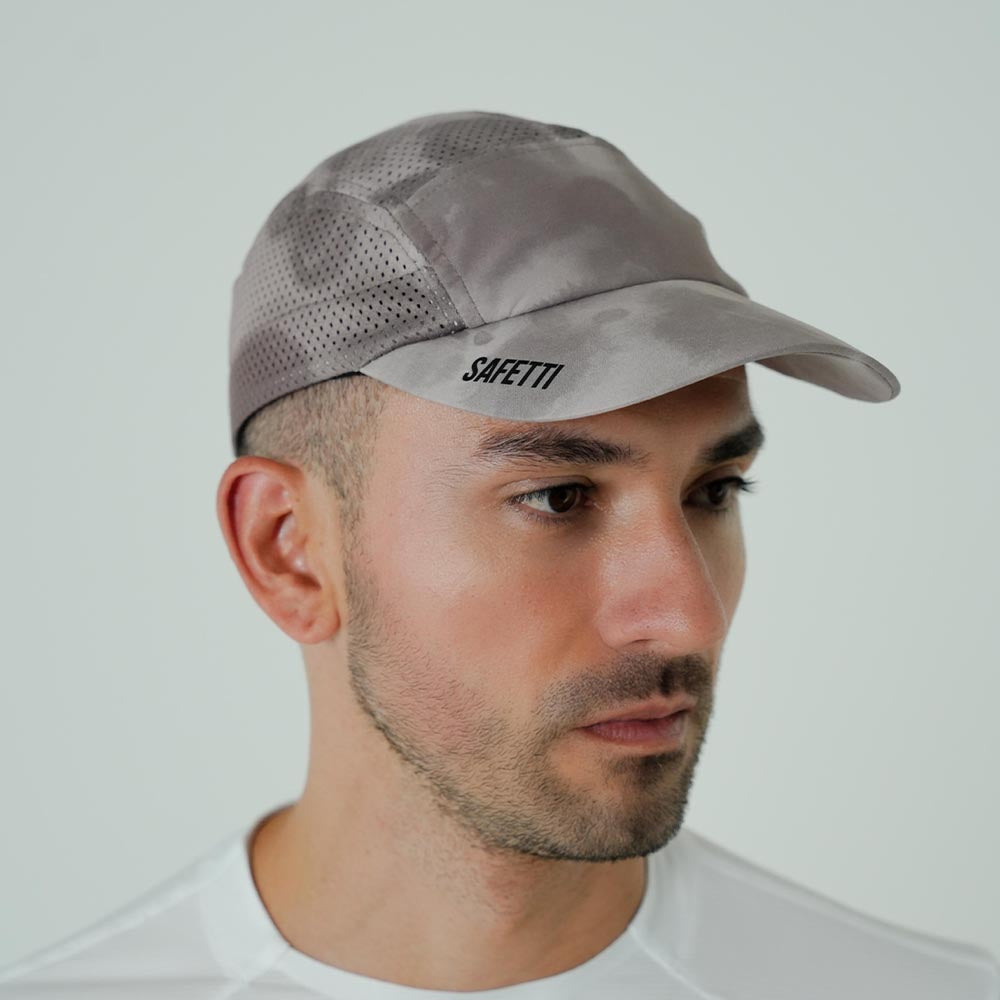 GORRA RUNNING KOOLER CAPUCCINO UNISEX