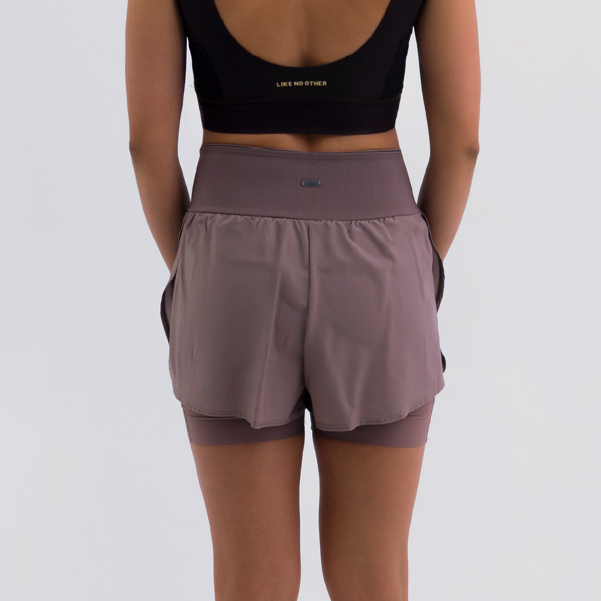 PANTALONETA RUNNING/PÁDEL BREEZE BROWN PARA MUJER