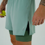 PANTALONETA RUNNING/PÁDEL BREEZE GREEN PARA HOMBRE