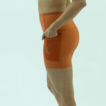 SHORT RUNNING TITAN CUT CARROT PARA MUJER