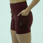 SHORT RUNNING TITAN CUT VINO PARA MUJER