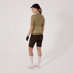 CAMISA CICLISMO MANGA CORTA ESSENTIAL GOLD PARA MUJER