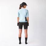 CAMISA CICLISMO MANGA CORTA ESSENCIAL COLORS SKY BLUE PARA MUJER