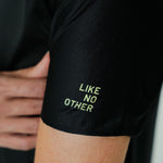 CAMISETA RUNNING MANGA CORTA PRO 405 NERO PARA MUJER