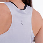 CAMISETA RUNNING MANGA SISA LEVIT GRIS CLARO PARA MUJER