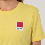 CAMISETA LIFESTYLE MANGA CORTA LA VUELTA PARA MUJER