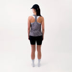 CAMISETA RUNNING MANGA SISA COLMOTION CAFE CLARO PARA MUJER