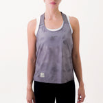 CAMISETA RUNNING MANGA SISA COLMOTION CAFE CLARO PARA MUJER