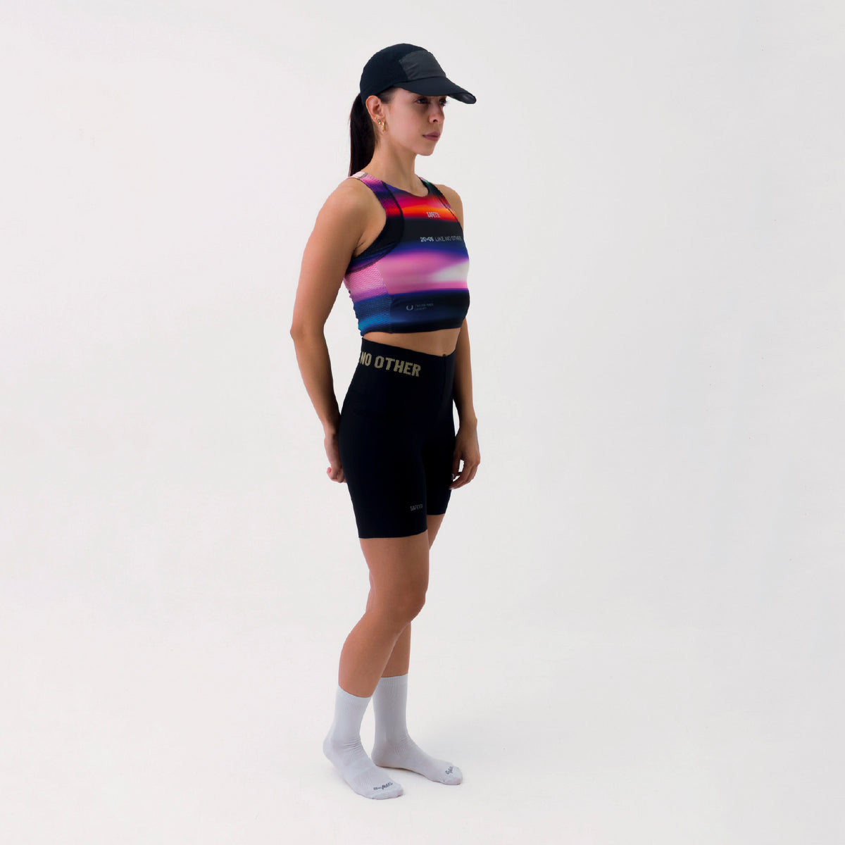 CROPTOP RUNNING/PÁDEL POCKET ESPECTRO PARA MUJER