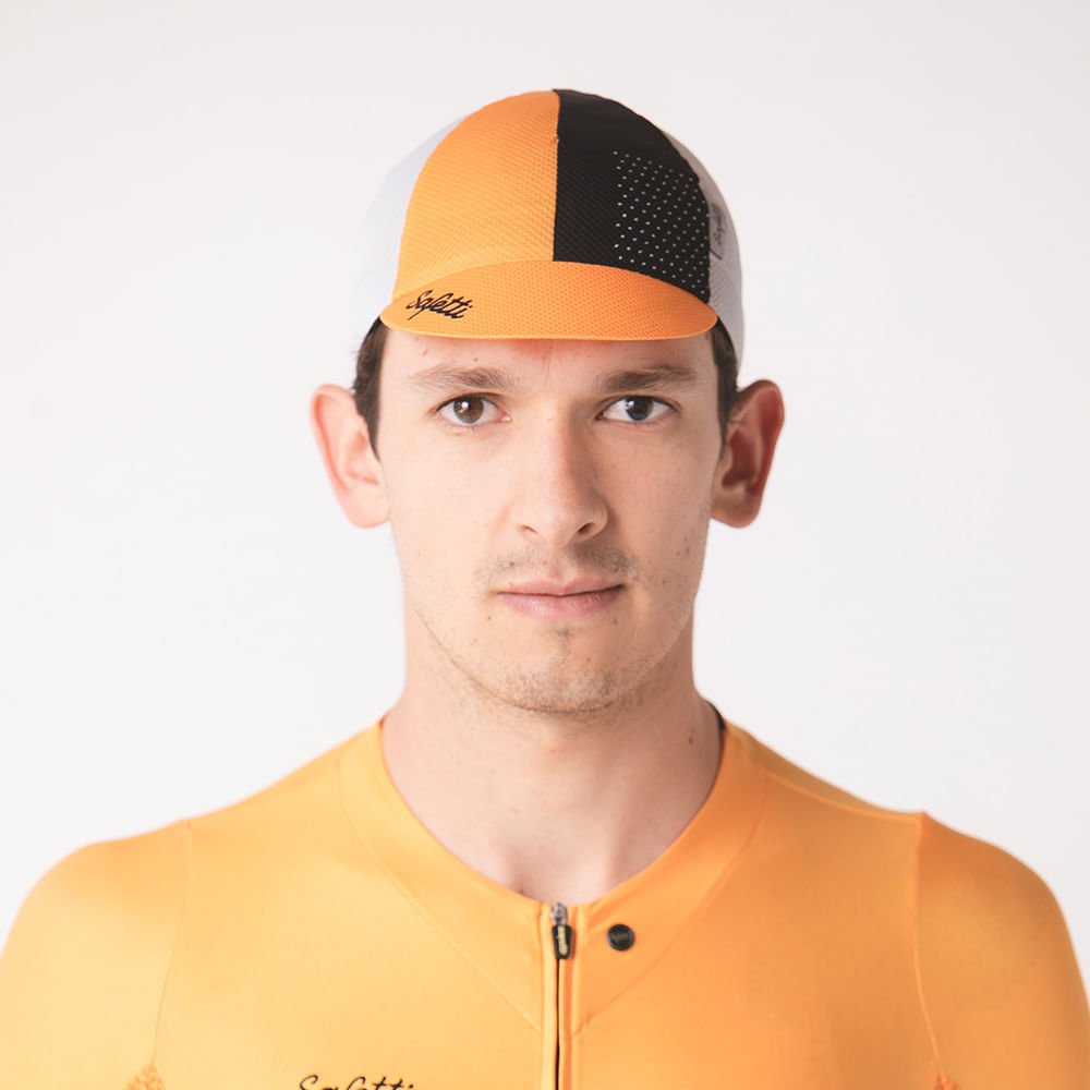 GORRA CICLISMO ESSENCIAL COLORS PASSION FRUIT UNISEX