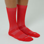 MEDIAS RUNNING PIERNA ELÁSTICA 8" CEREZA UNISEX