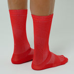 MEDIAS RUNNING PIERNA ELÁSTICA 8" CEREZA UNISEX