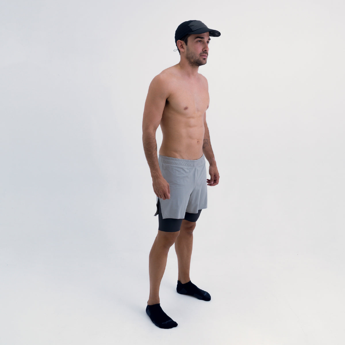 PANTALONETA RUNNING/PÁDEL BREEZE GRAY PARA HOMBRE