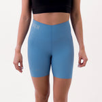 SHORT RUNNING TITÁN EVO AZUL POLVO PARA MUJER
