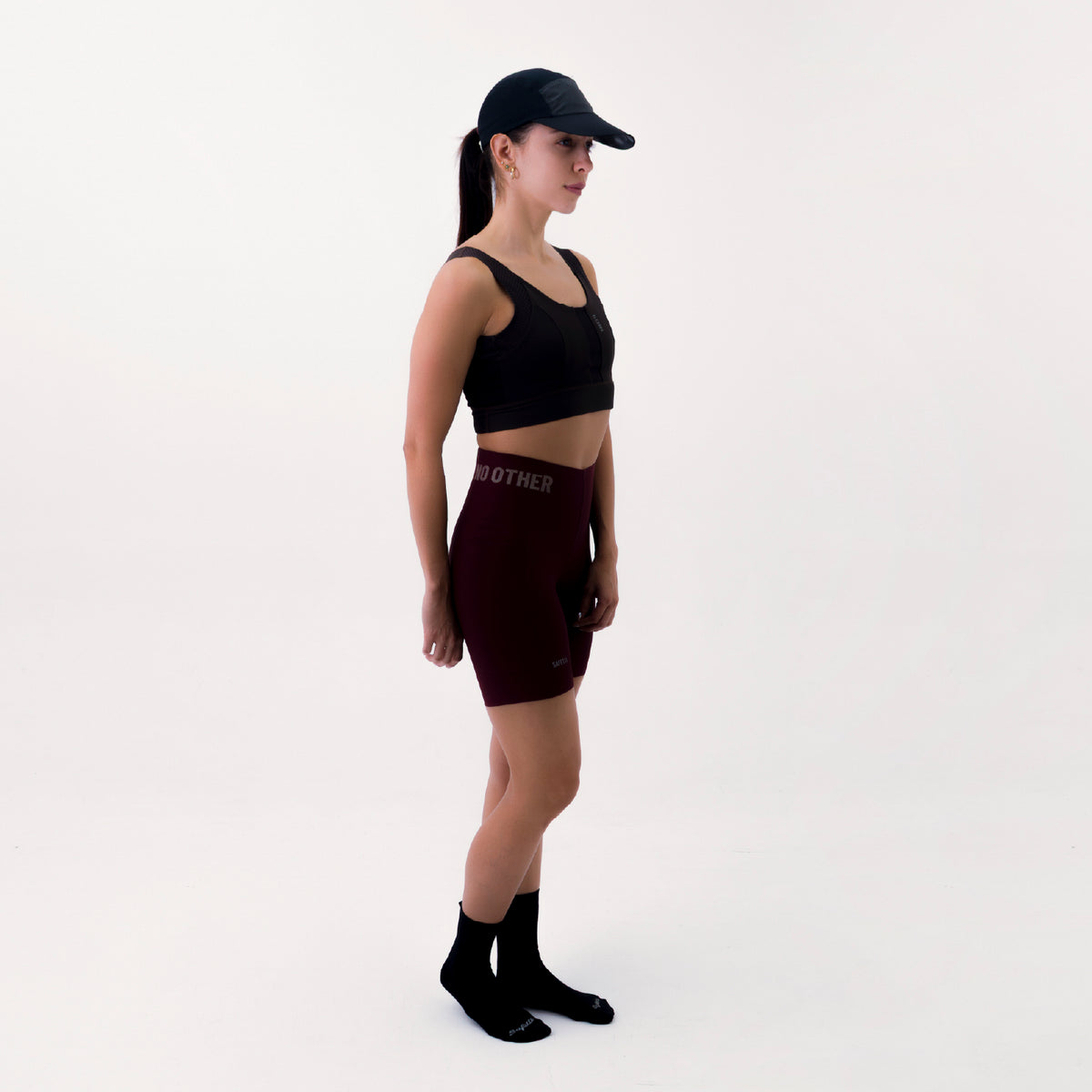 SHORT RUNNING TITÁN EVO VINO PARA MUJER