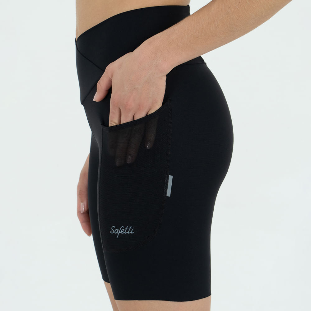 SHORT RUNNING TITÁN NERO PARA MUJER