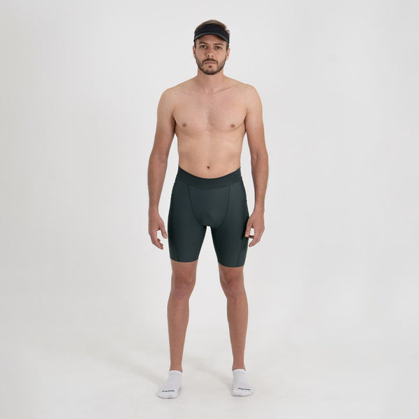 SHORT RUNNING TITÁN GRIS + PARA HOMBRE